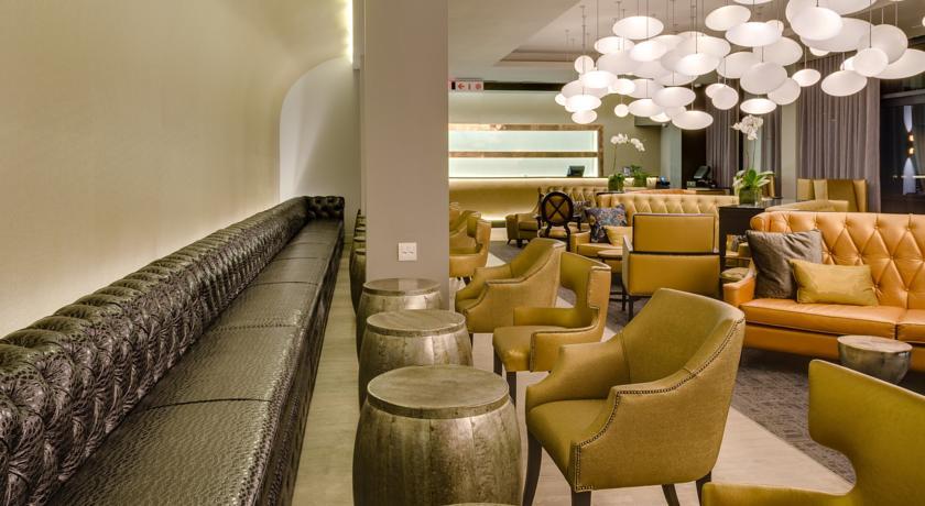 Protea Hotel Fire & Ice! By Marriott Pretoria Menlyn Eksteriør billede