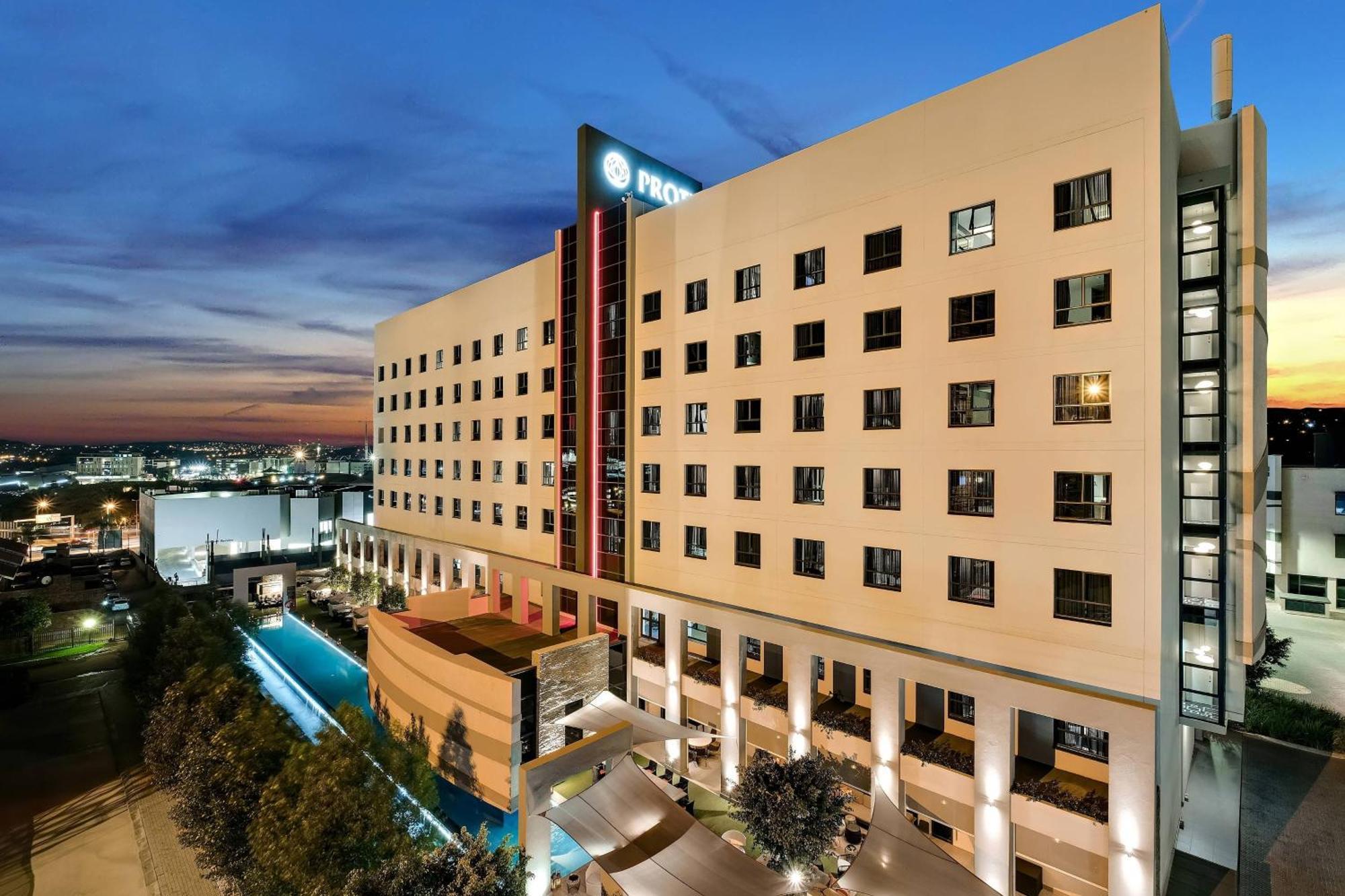 Protea Hotel Fire & Ice! By Marriott Pretoria Menlyn Eksteriør billede