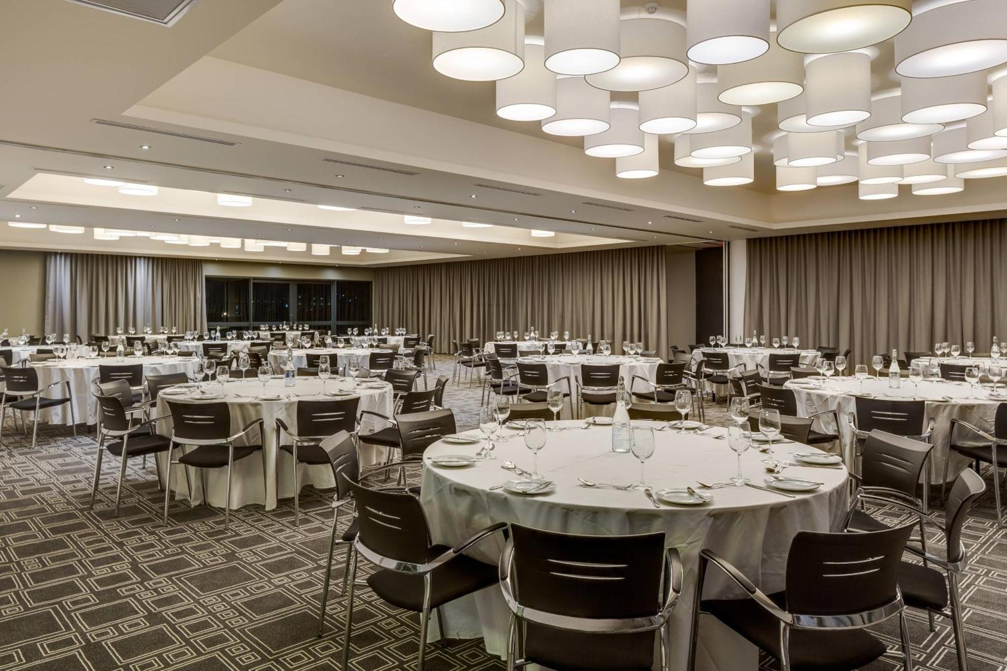 Protea Hotel Fire & Ice! By Marriott Pretoria Menlyn Eksteriør billede