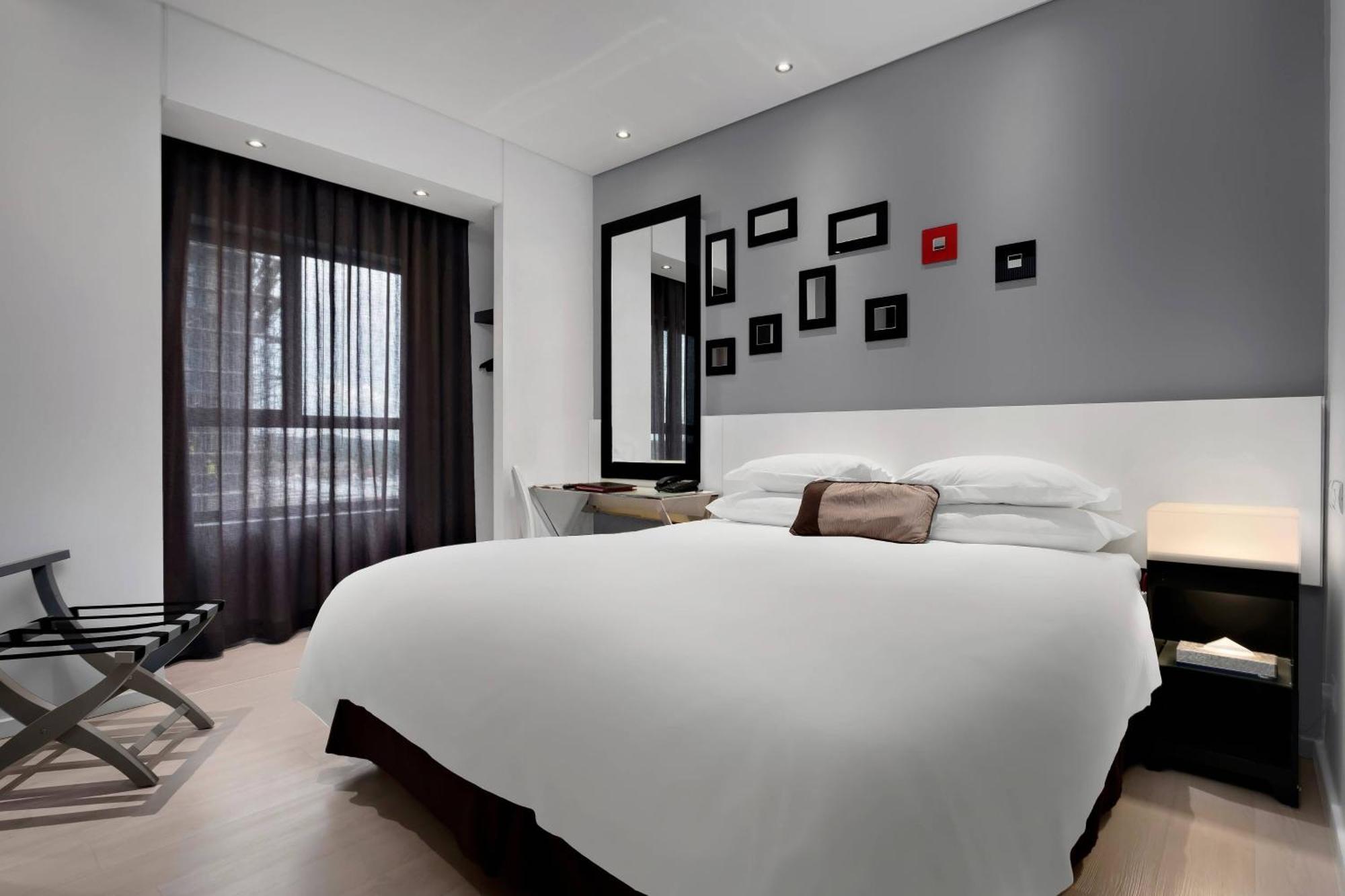 Protea Hotel Fire & Ice! By Marriott Pretoria Menlyn Eksteriør billede